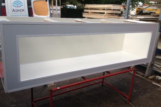 Aquarium sur mesure polyfont